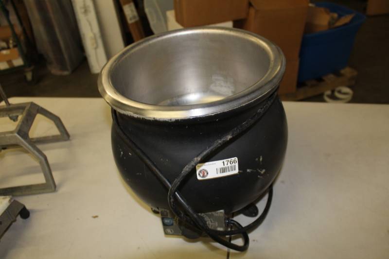 lot 1766 image: Soup Warmer