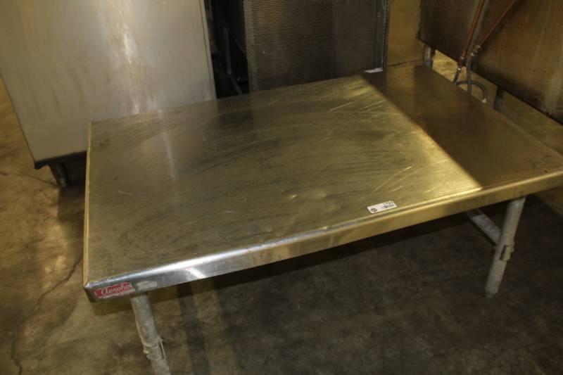 lot 1794 image: Equipment Stand