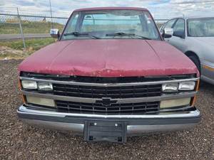 lot 7749 image: Chevrolet C1500 Pickup Truck Single Cab Stepside - parts