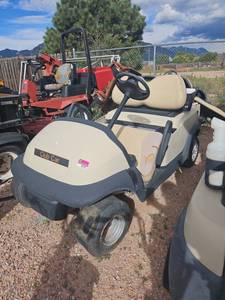 lot 7771 image: Club Car 2-Seat Electric Golf Cart 48V