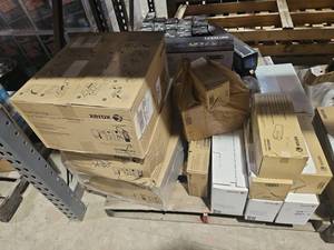 lot 7811 image: Assorted Xerox Drum & Toner Cartridge Supplies Lot
