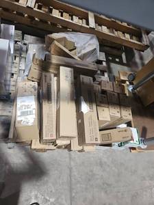 lot 7812 image: Assorted Xerox Toner Cartridge and Office Equipment Lot