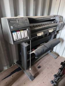 lot 7877 image: HP Designjet Large Format Inkjet Printer  Model 1050c Plus