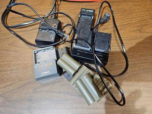 lot 9352 image: Canon Battery Charger Dual Channel Digital with Batteries and Chargers Lot  Model CG-580