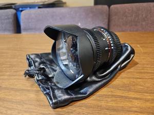 lot 9356 image: Samsung 14mm T3.1 ED AS IF UMC Cine Lens with Hood