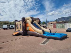 lot 7927 image: Western Inflatable Bounce and Slide Combo