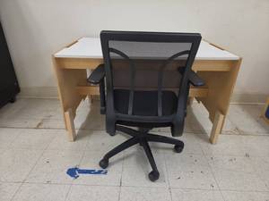 lot 1023 image: Lakeshore Natural Wood Desk w White Top & Office Chair