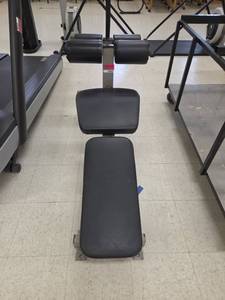 lot 1067 image: Hammer Strength Decline Bench
