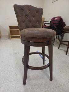 lot 1097 image: Swivel Bar Stool with Button-Tufted Back &amp Nailhead Trim