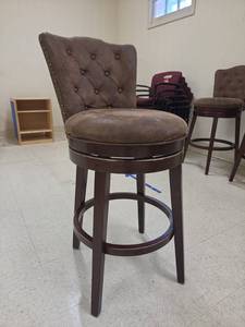 lot 1098 image: Swivel Bar Stool with Button-Tufted Back &amp Nailhead Trim