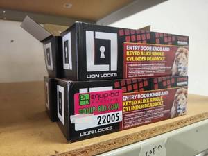 lot 22005 image: (4) Lion Locks Entry Door Knob &amp Deadbolt Set