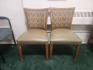 lot 22032 image: (2) Dining Chairs w Patterned Upholstered Backs