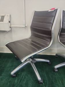 lot 22049 image: Office Task Chair w Casters & Aluminum Base