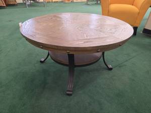 lot 22066 image: Round Wood Coffee Table&nbsp