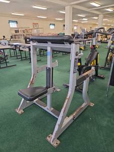 lot 22076 image: Hammer Strength Preacher Curl Bench&nbsp