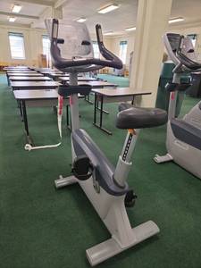 lot 22095 image: Precor Upright Exercise Bike w Digital Display