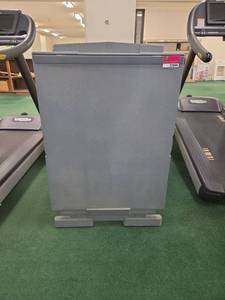 lot 22099 image: Black Presentation Easel