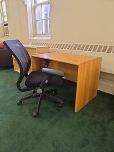 lot 22114 image: Office Desk with Black Mesh Task Chair