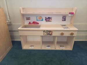 lot 22116 image: Wooden Play Kitchen Set w Sink Cooktop & Storage