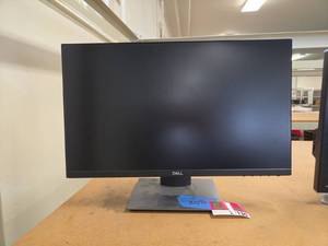 lot 22130 image: Dell Flat Panel Monitor  Model P2219H