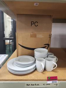 lot 22149 image: White Ceramic Dinnerware Set Plates Bowls Mugs