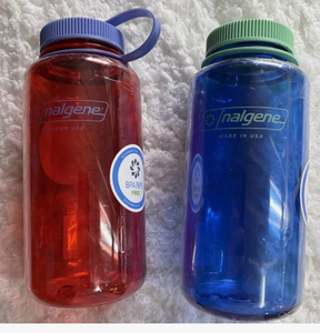 lot 43720 image: Nalgene Sustain  Cornflower 32 Oz. Wide Mouth Water Bottles, 2-Pack
