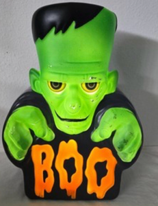 lot 44167 image: Frankenstein Halloween Decoration BOO Figure Green Black Orange.  Needs batteries.