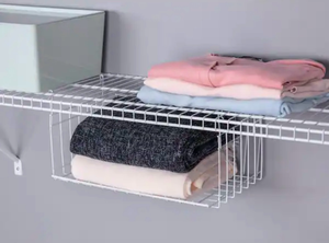 lot 44206 image: Everbilt Hanging Wire Basket Wire Shelf (no hardware)