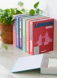 lot 44479 image: Hardcover Storage Books 6 set. Aloha New York London Paris Bahamas
