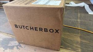 lot 44503 image: Mystery Halloween box #3