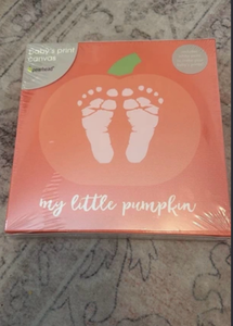 lot 44523 image: Pearhead Babys Print Canvas My Little Pumpkin