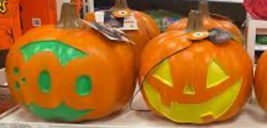 lot 44218 image: Halloween Pumpkin Decorations with Jack-O-Lantern Faces Set of 2