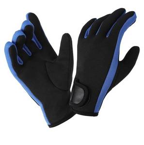 lot 64489 image: Micosuza Neoprene 1.5mm Five Finger Dive Gloves, L - Retail $10