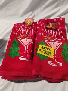 lot 34726 image: Set of 3 Christmas kitchen towels