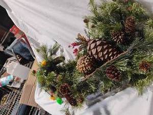 lot 34727 image: Christmas Garland with pinecones, mulit colored plastic christmas light bulbs