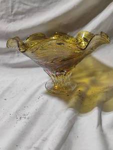 lot 34742 image: Vintage marigold iridescent carnival glass pedestal bowl, in a harvest grape pattern
