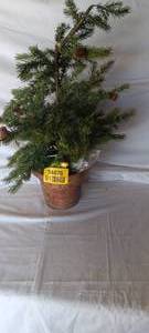 lot 34670 image: Evergreen tree and Snowman Decor