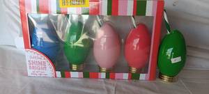 lot 34672 image: Set of 5 mini Holiday light cups