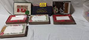 lot 34720 image: Bundle of 7 packs of photo Christmas cards in various designs