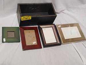 lot 34759 image: Set of 4 Photo frames in various sizes