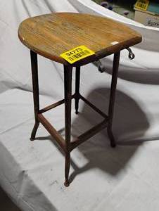 lot 34773 image: Vintage wooden side table with metal base