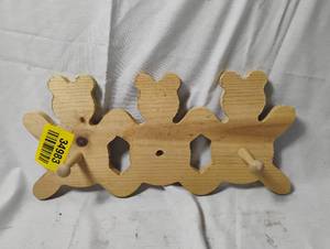 lot 34983 image: Wooden Bear-shaped coat holder