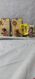 lot 35053 image: Vintage Little Blessings miniature bear figurines by Suzi from 1994, still in their original packaging, and a Bronson Collectible Vintage Teddy Bear Figurine