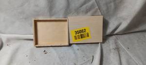 lot 35062 image: Wooden paper holder with lid great for office desk