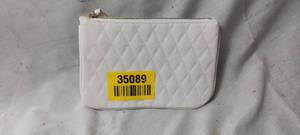 lot 35089 image: White woven zipper coin purse