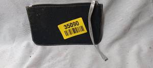 lot 35090 image: BFF zipper wrist wallet