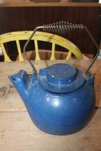 lot 4442 image: Cast Iron TeaCoffee Pot