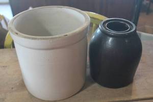 lot 4496 image: Antique Crocks