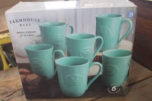 lot 4510 image: NEW in Box Farmhouse Mugs