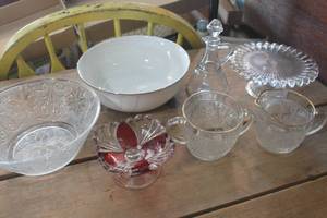 lot 4516 image: Serving Bowls, Creamer, Sugar Bowl & More